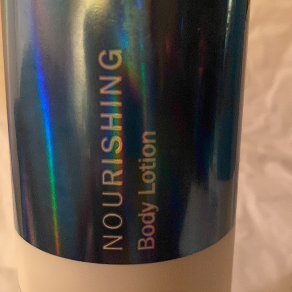 OLAY HYALURONIC ACID LOTION pack of 2 - Picture 4 of 6